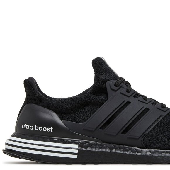 Adidas Ultraboost 5.0 DNA. Brand New. Mens Size: 8 - 10. main image 6